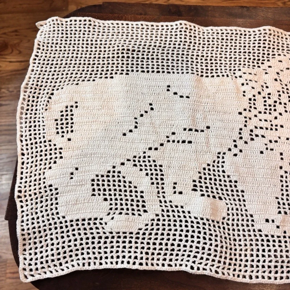 Vintage Lion Lace Panel Filet Crochet Handmade Animal Decor 20